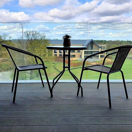 Spacious Balcony View Apt Near Nec Bhx Free Parking Sleeps 4 ホックレイ・ヒース 部屋 写真