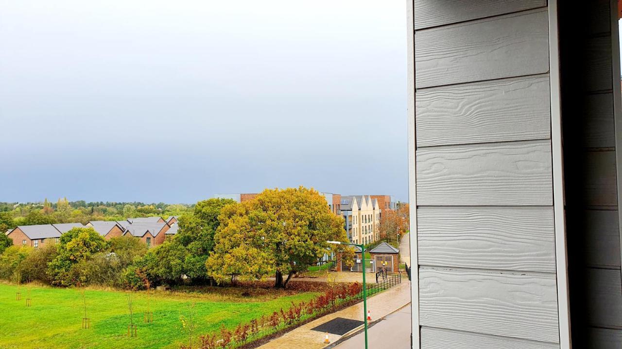 Spacious Balcony View Apt Near Nec Bhx Free Parking Sleeps 4 ホックレイ・ヒース エクステリア 写真